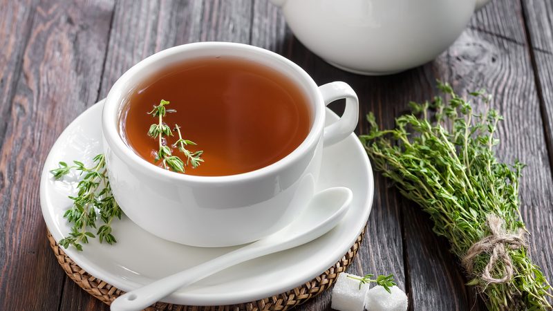 Cele mai bune ceaiuri care tratează răceala şi cresc imunitatea
